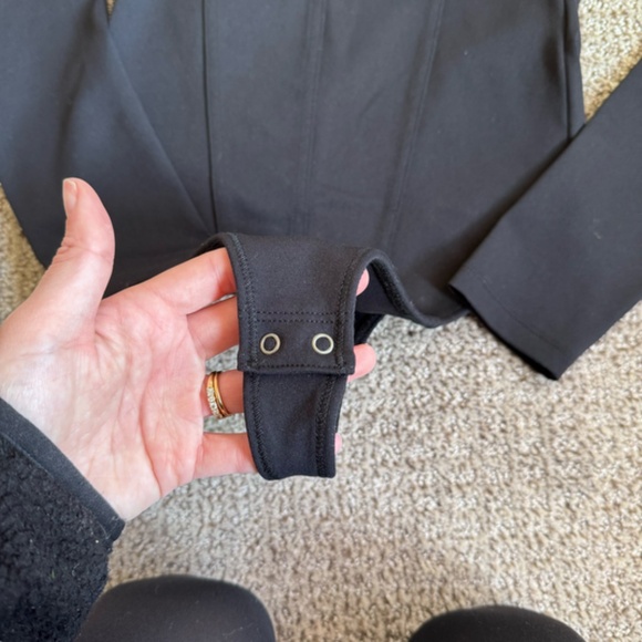 Abercrombie & Fitch Long-Sleeve Cotton-Modal Squareneck Corset Bodysuit - Picture 5 of 5